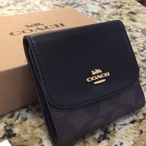 Coach Signature Small Leather Wallet/New